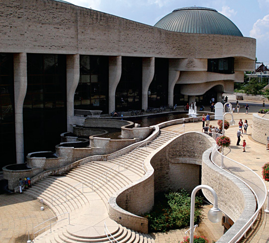 Moves to convert the Museum of Civilization to Museum of History slated. [Candice Eisner/Flickr]