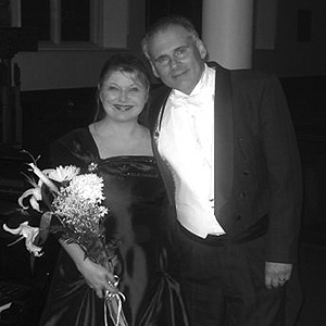 Guest artists Susan O’Neill-Senyshyn & Yaroslav Senyshyn at April 27 concert.