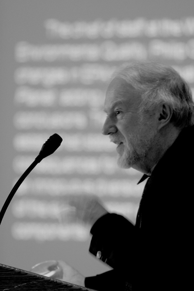 Sheldon Krimsky shown here addressing the Harry Crowe Foundation conference Nov. 2, 2007.