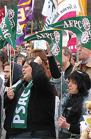 Saskatchewan Federation of Labour affiliated unions protest the provincial government’s controversial bills outside the Regina legislature in May 2008. [File Photo]