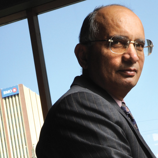 The dismissal of Balsillie school director Ramesh Thakur was the consequence of the universities’ serious lapse of judgment & loss of commitment to institutional autonomy & academic integrity. [Photo: Mathew McCarthy/Waterloo Region Record]